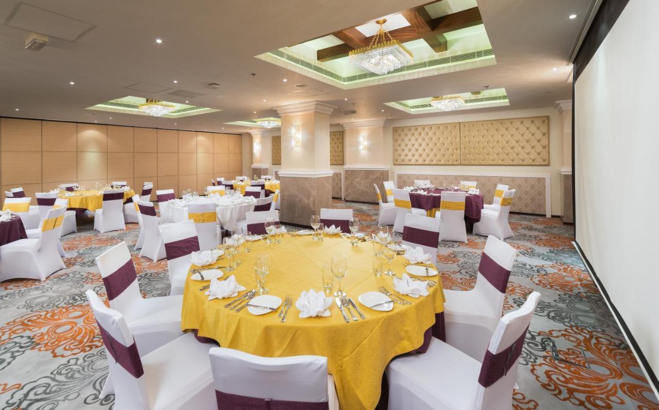 Centara Muscat Hotel Oman Bagian luar foto
